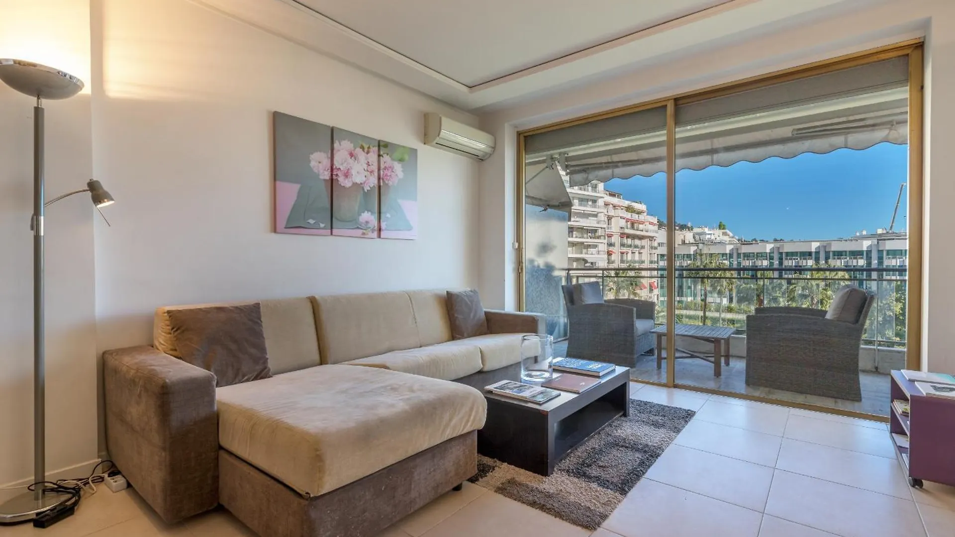 Agence Des Residences Cannes 0*,  France