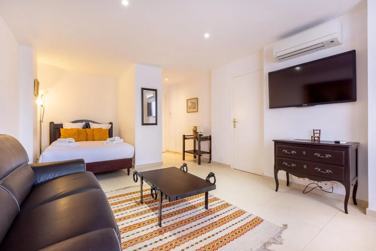 Agence des Résidences - Appartements privés du Grand Hotel - Standard Cannes