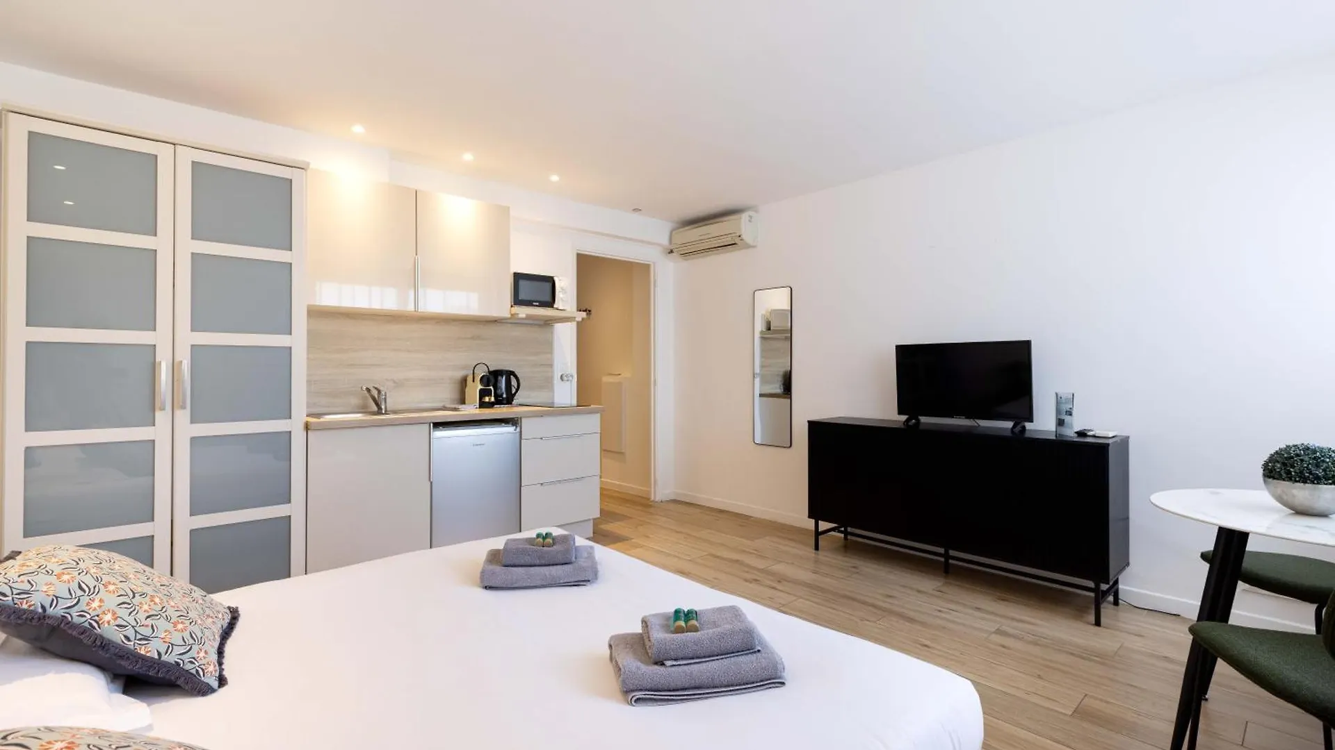 Agence Des Residences Cannes Apartment