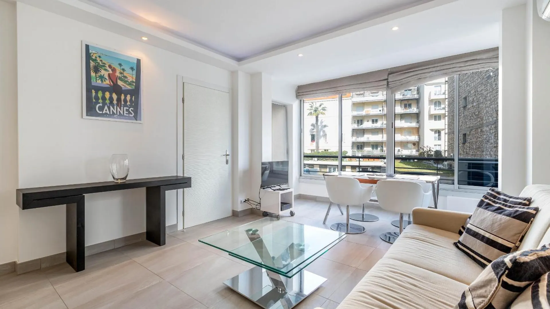 Agence Des Residences كان 0*,